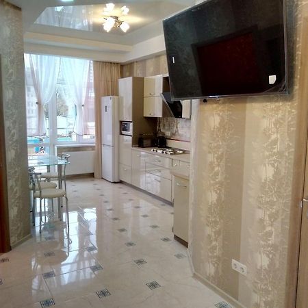 Аркадия Гагарин Плаза Red Apartment Odessa Exterior photo